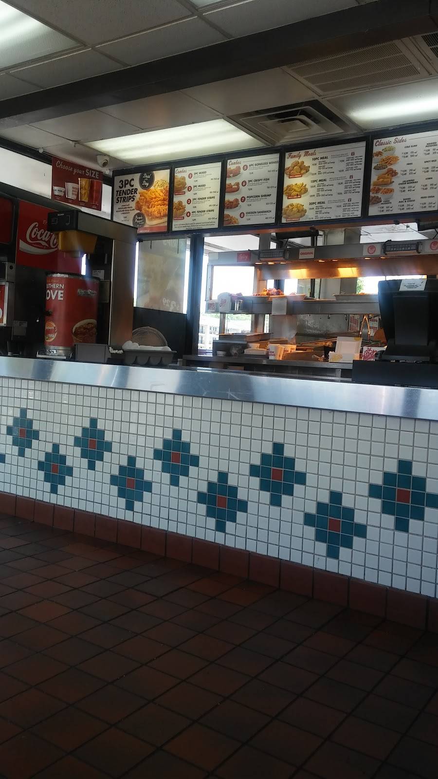 Churchs Chicken | restaurant | 4680 Memorial Dr, Decatur, GA 30032, USA | 4042928431 OR +1 404-292-8431