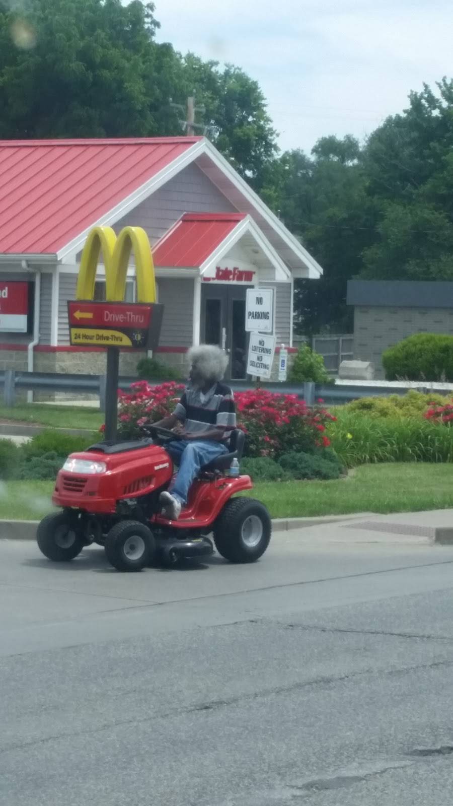 McDonalds | cafe | 520 West Morton, Jacksonville, IL 62650, USA | 2172434221 OR +1 217-243-4221