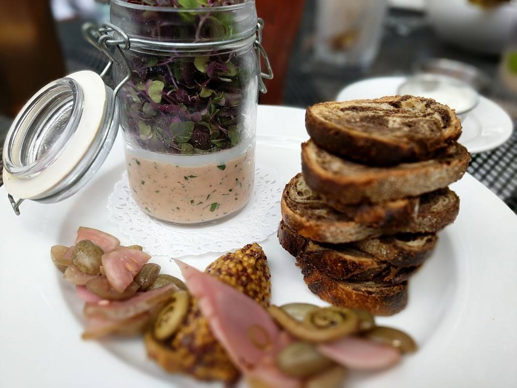 Best Intentions | restaurant | 3281 W Armitage Ave, Chicago, IL 60647, USA | 3128181254 OR +1 312-818-1254