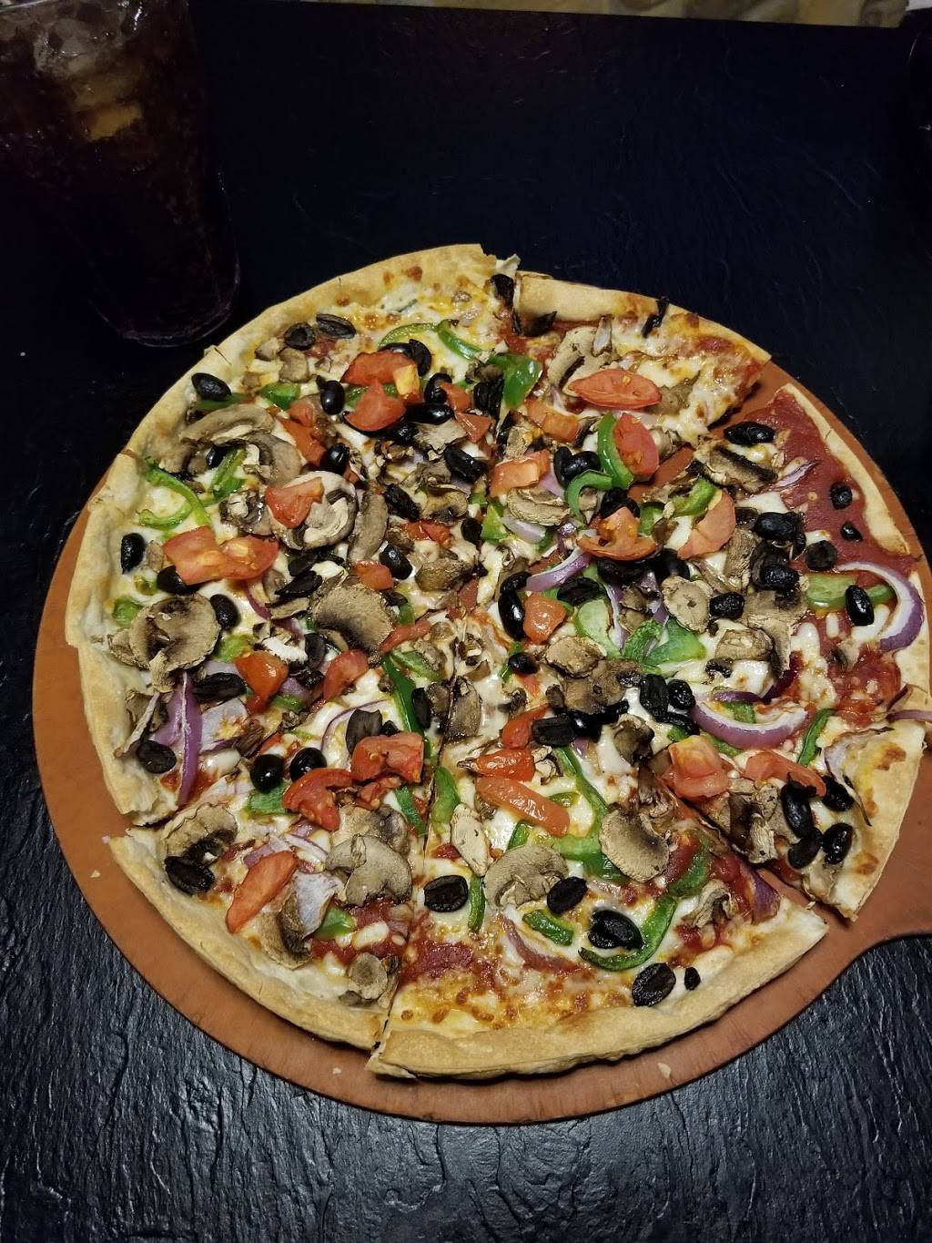 Pizza Hut | meal takeaway | 400 S Hermitage Rd, Hermitage, PA 16148, USA | 7249813321 OR +1 724-981-3321