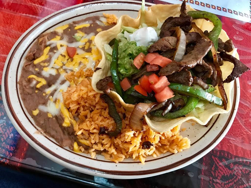 El Tequila Mexican Restaurant | restaurant | 1010 HWY 3, SOUTH, Northfield, MN 55057, USA | 5076649139 OR +1 507-664-9139