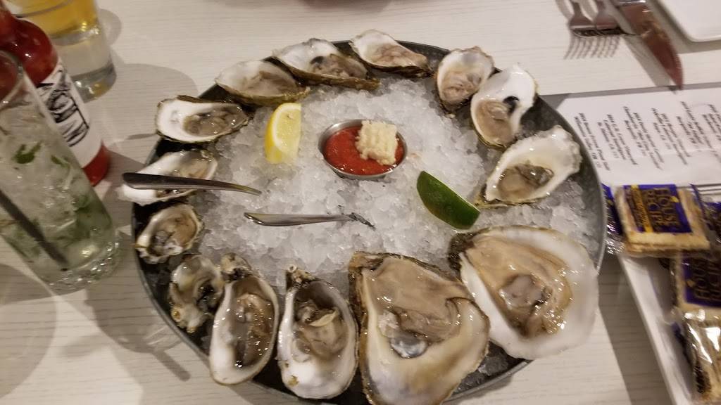 Noah Grants Grill House & Oyster Bar | restaurant | 91 S Main St, Zionsville, IN 46077, USA | 3177322233 OR +1 317-732-2233