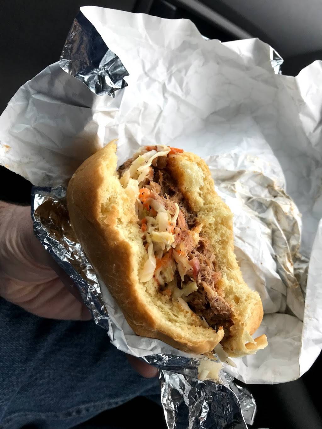 Alamo BBQ | restaurant | 2202 Jefferson Ave, Richmond, VA 23223, USA | 8045923138 OR +1 804-592-3138