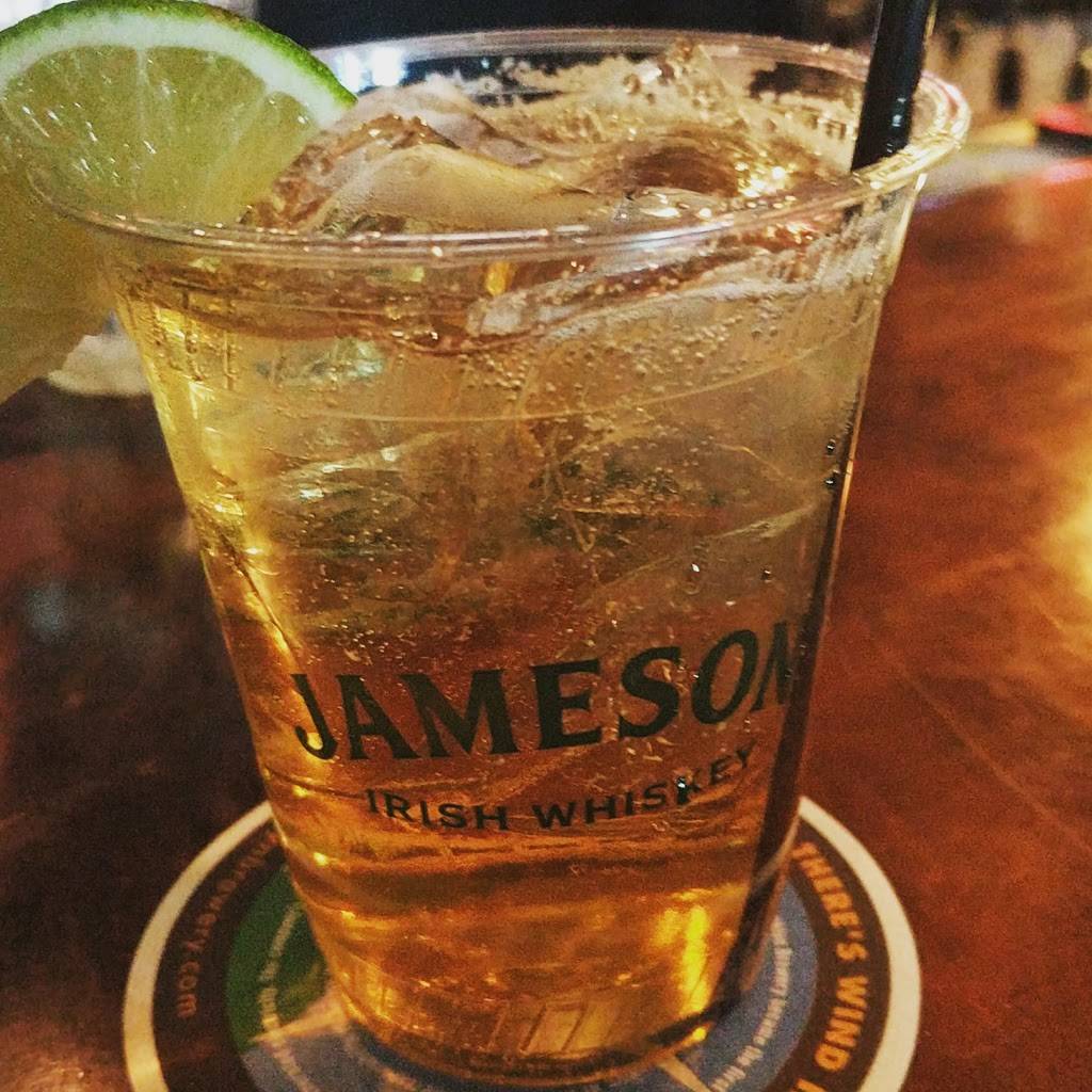 Morrisseys Irish Pub | restaurant | 913 W Lake St, Minneapolis, MN 55408, USA | 6124658555 OR +1 612-465-8555