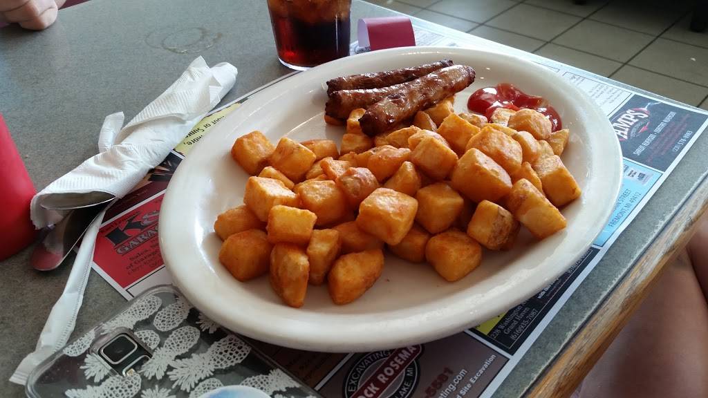 Daniels Restaurant | restaurant | 55 E South Ave, Hesperia, MI 49421, USA | 2318541313 OR +1 231-854-1313