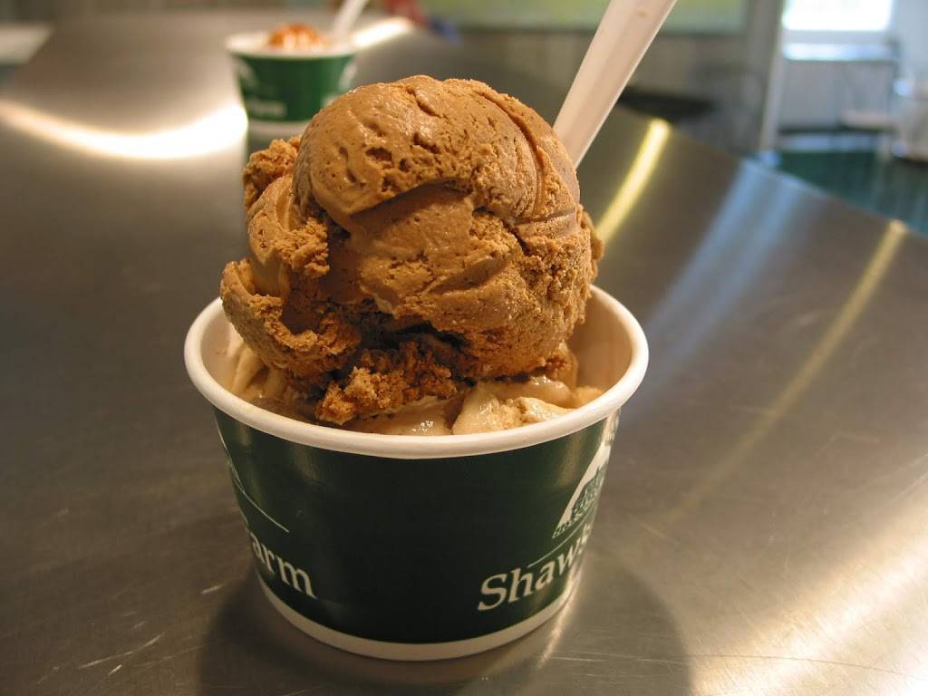 Shaws Ridge Farm Ice Cream, BBQ Barn & Mini-Golf | restaurant | 59 Shaws Ridge Rd, Sanford, ME 04073, USA | 2073242510 OR +1 207-324-2510