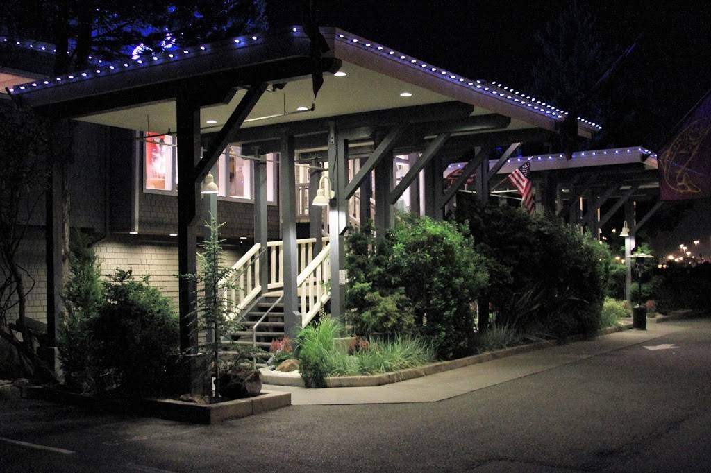 Saltys on Alki Beach | restaurant | 1936 Harbor Ave SW, Seattle, WA 98126, USA | 2069371600 OR +1 206-937-1600