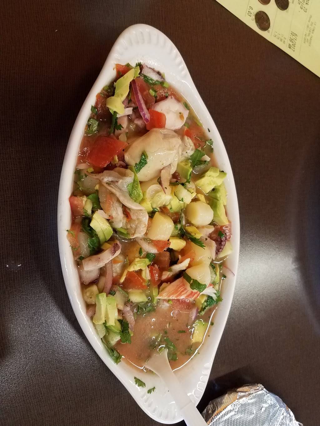 La Fonda Taqueria Y Mariscos | restaurant | 358 Central Ave, Shafter, CA 93263, USA | 6617460034 OR +1 661-746-0034