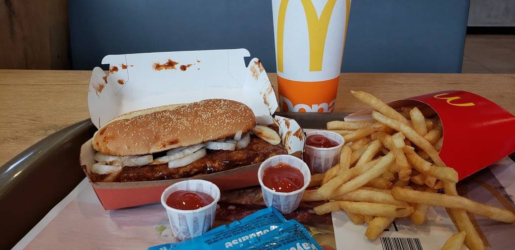 McDonalds | cafe | 5685 S Semoran Blvd, Orlando, FL 32822, USA | 4072753827 OR +1 407-275-3827