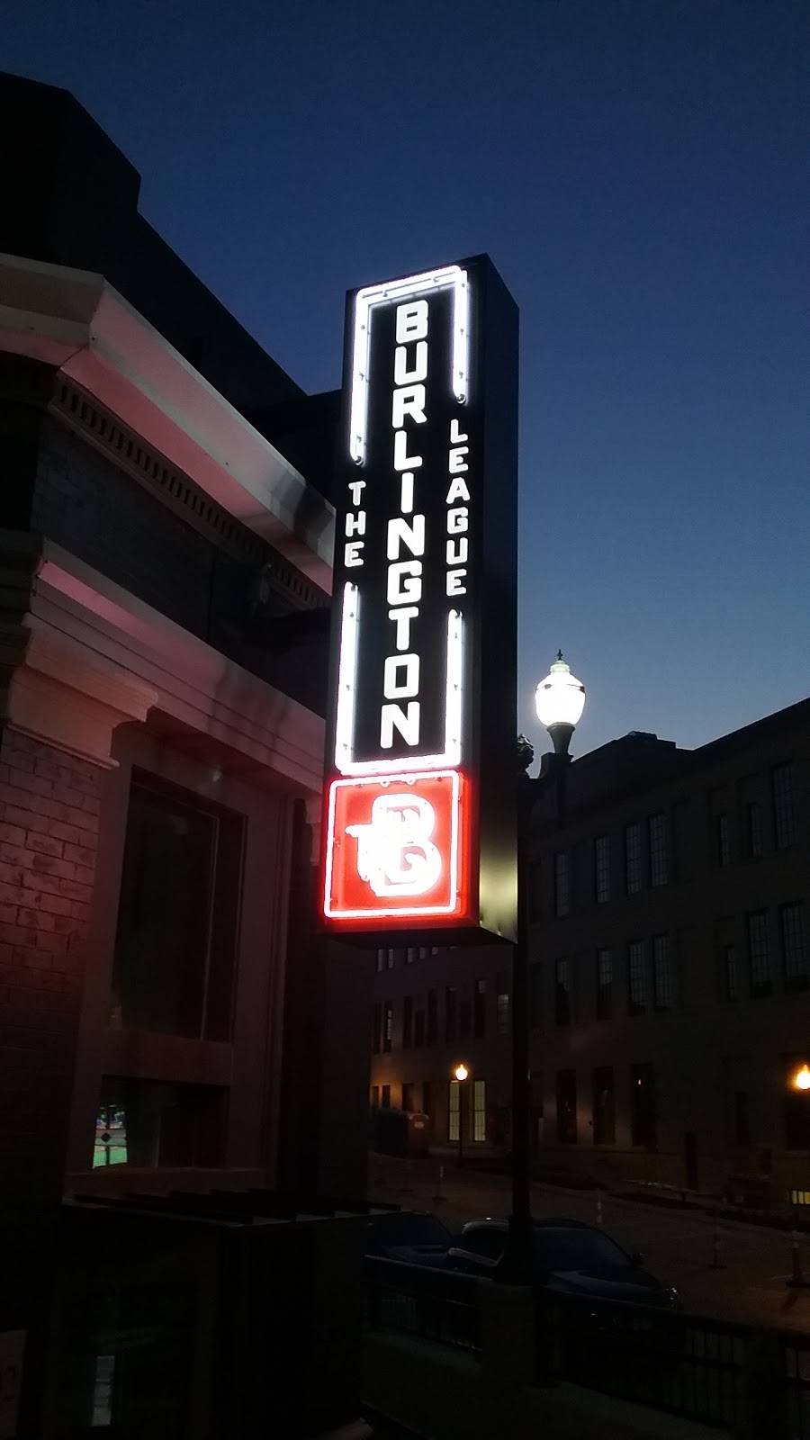 The Burlington League | restaurant | 1002 S 10th St, Omaha, NE 68108, USA | 4028858927 OR +1 402-885-8927