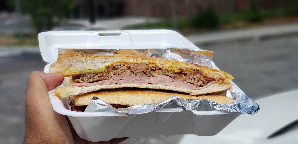 Wicked Oak BarbeQue | restaurant | 6607 N Florida Ave, Tampa, FL 33604, USA | 8133042425 OR +1 813-304-2425