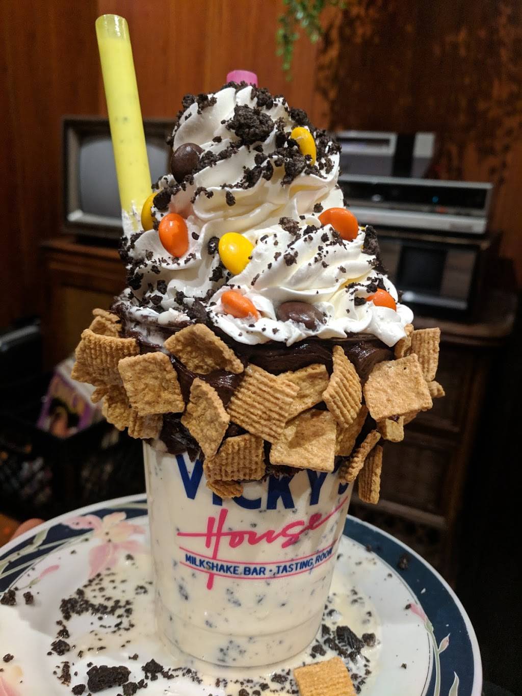 LoKal | cafe | 3190 Commodore Plaza, Miami, FL 33133, USA | 3054423377 OR +1 305-442-3377