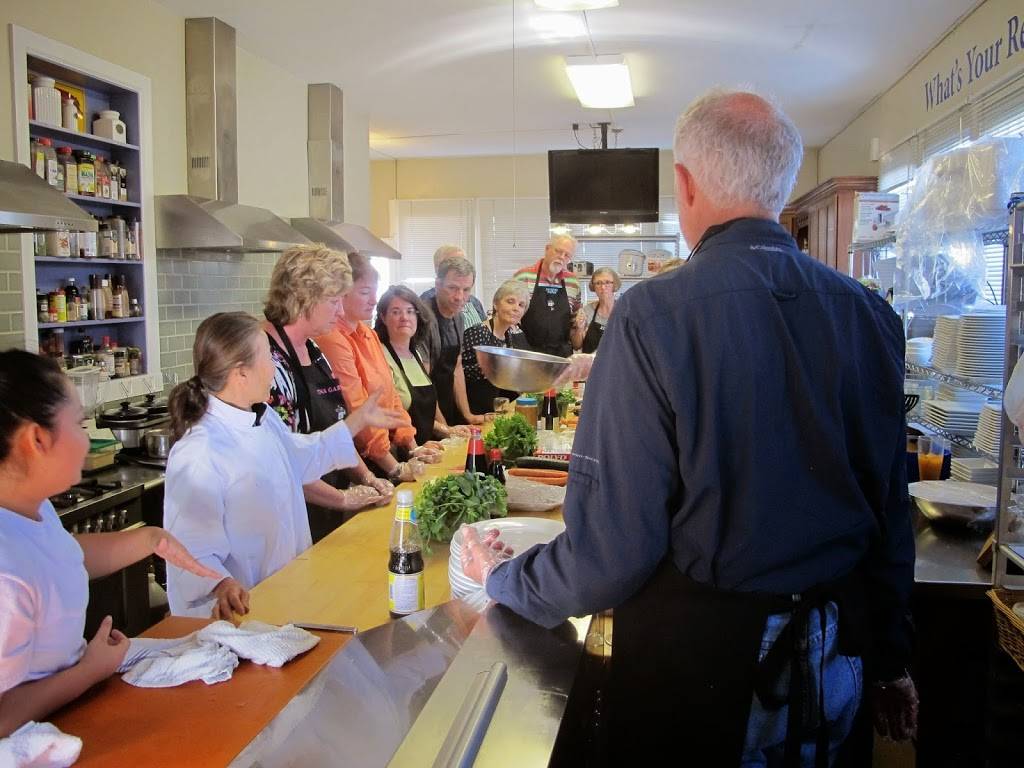 Lanna Thai Cafe | restaurant | 4786 Caughlin Pkwy #303, Reno, NV 89519, USA | 7752841080 OR +1 775-284-1080