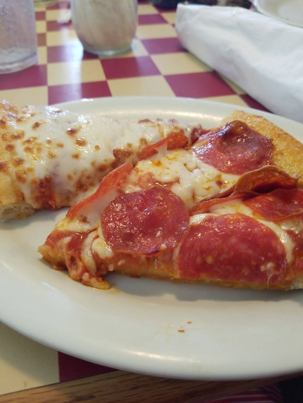 Pizza Hut | restaurant | 588 W Marion St, Mt Gilead, OH 43338, USA | 4199475955 OR +1 419-947-5955