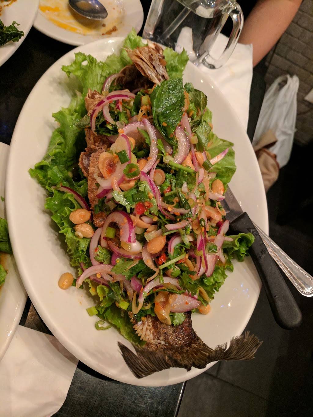 Playground | restaurant | 71-30 Roosevelt Ave, Flushing, NY 11372, USA | 7187797912 OR +1 718-779-7912