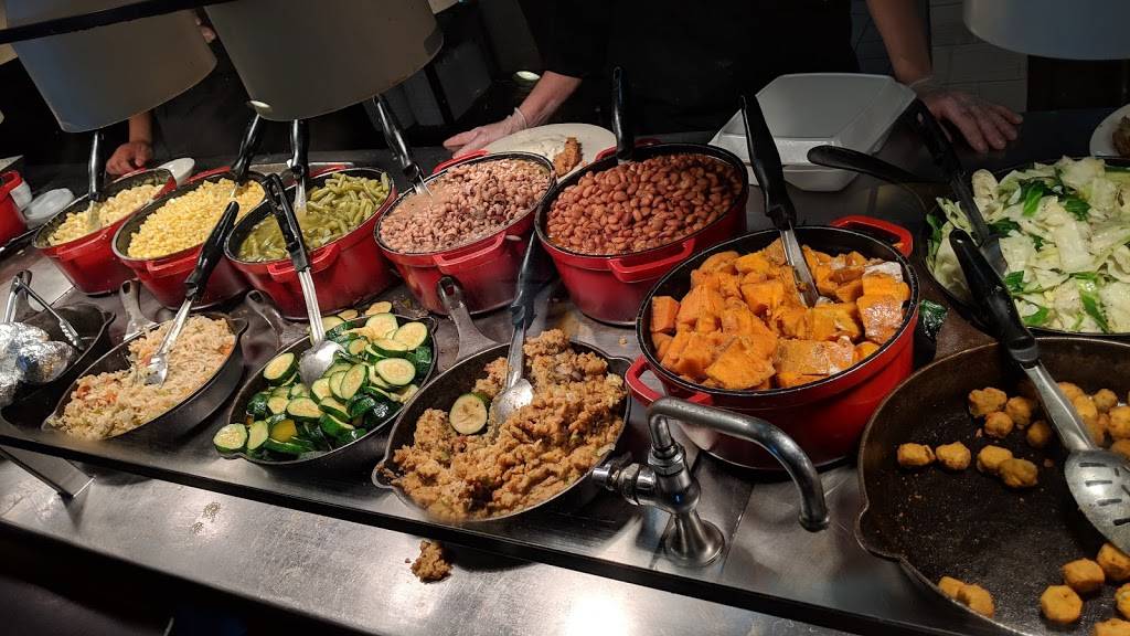 Lubys | restaurant | 8176 N Mopac Expy, Austin, TX 78759, USA | 5123466040 OR +1 512-346-6040