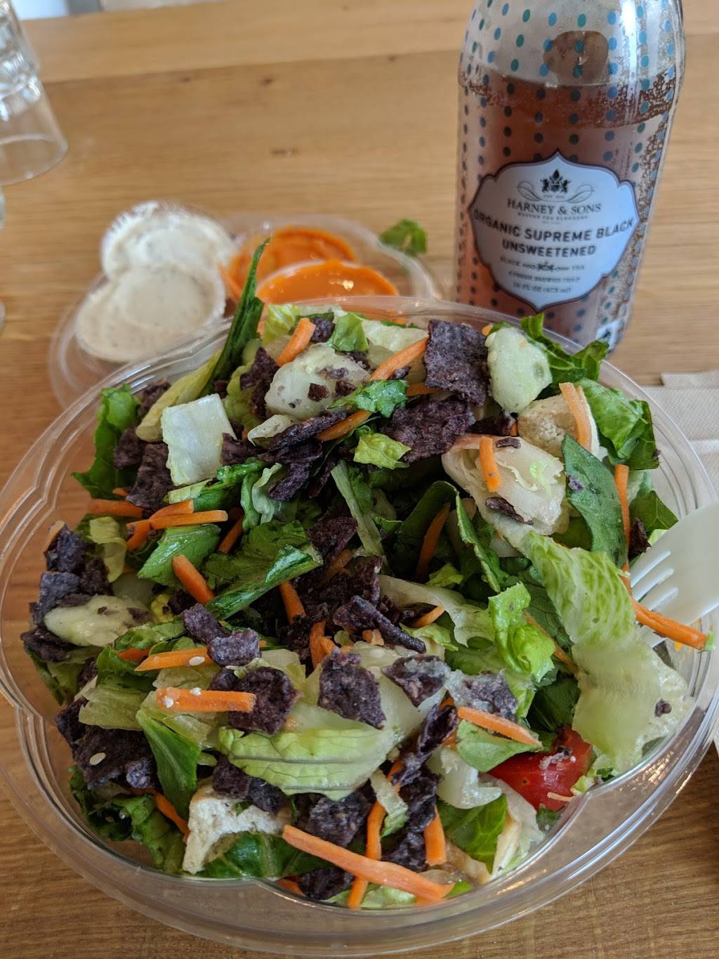 Homegrown Kitchen | restaurant | 916 Main St, Buffalo, NY 14202, USA | 7162358211 OR +1 716-235-8211