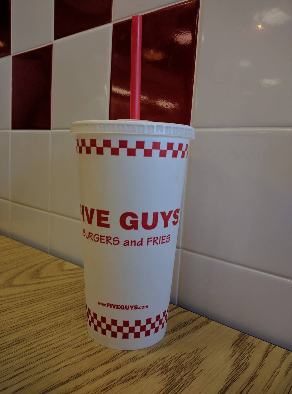 Five Guys | meal takeaway | 2525 Pine Lake Rd, Lincoln, NE 68512, USA | 4024234009 OR +1 402-423-4009