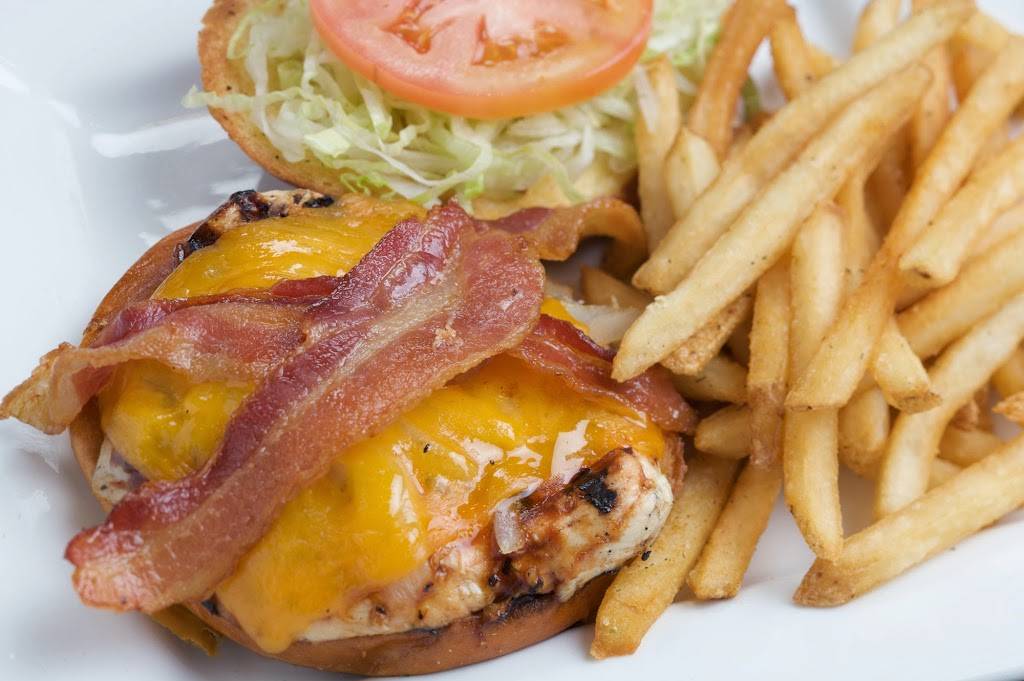 Darryls Wood Fired Grill | restaurant | 3300 W Gate City Blvd, Greensboro, NC 27407, USA | 3362941781 OR +1 336-294-1781