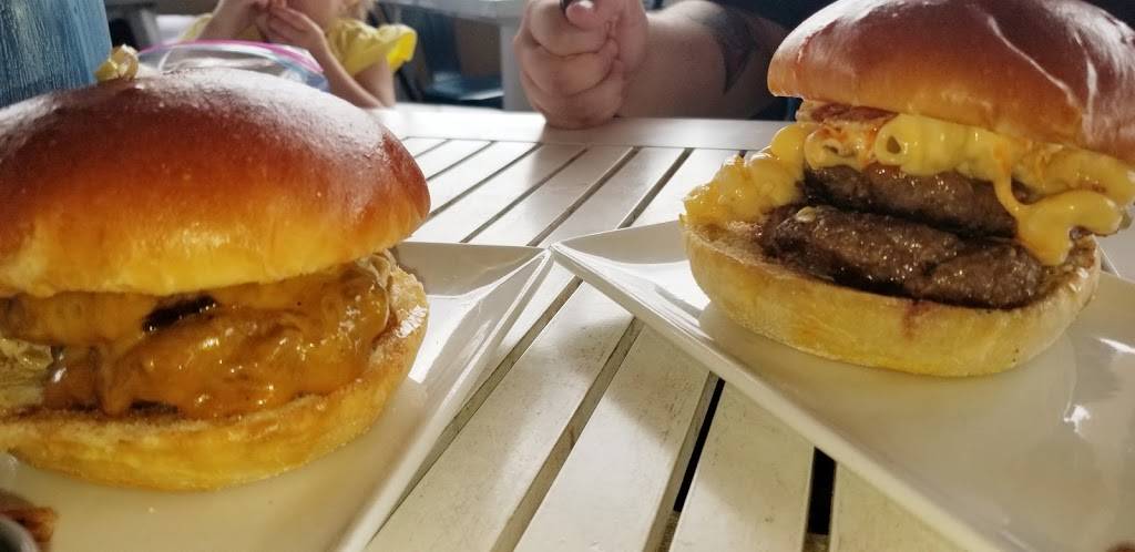 Sonder | restaurant | 9500 Brimhall Rd #100, Bakersfield, CA 93312, USA | 6612470000 OR +1 661-247-0000