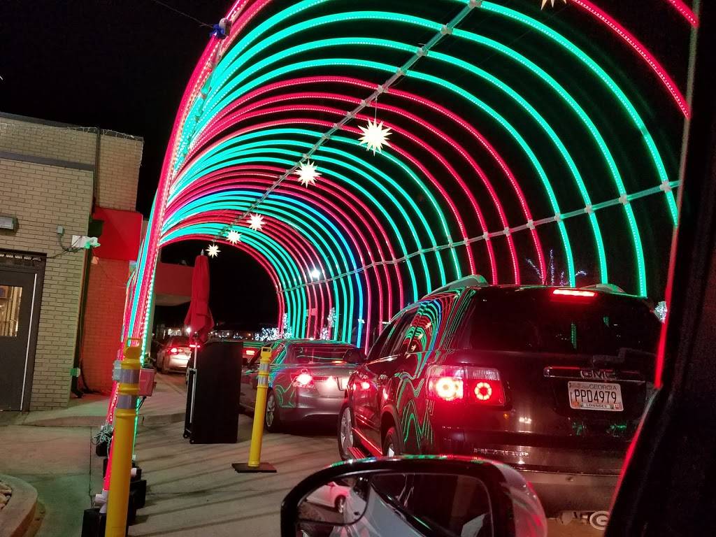 Chick-fil-A | restaurant | 140 Tom Hill Sr Blvd, Macon, GA 31210, USA | 4784710274 OR +1 478-471-0274