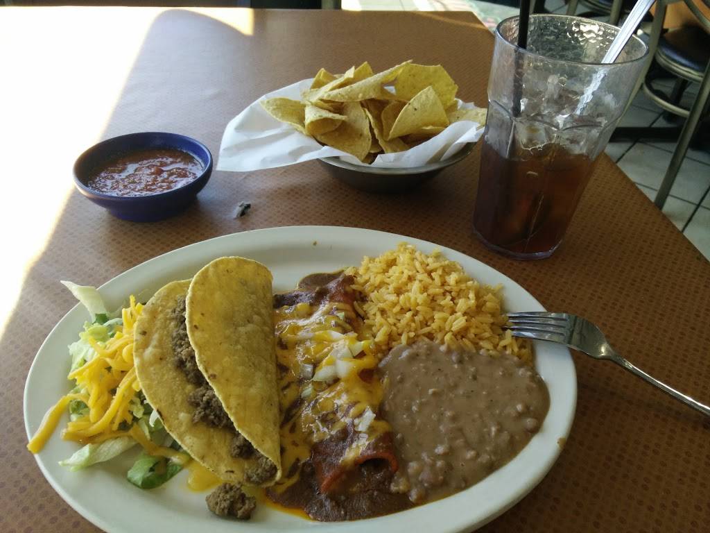 Mamacitas Restaurant | restaurant | 100 Plaza Dr #100, Red Oak, TX 75154, USA | 9725761118 OR +1 972-576-1118