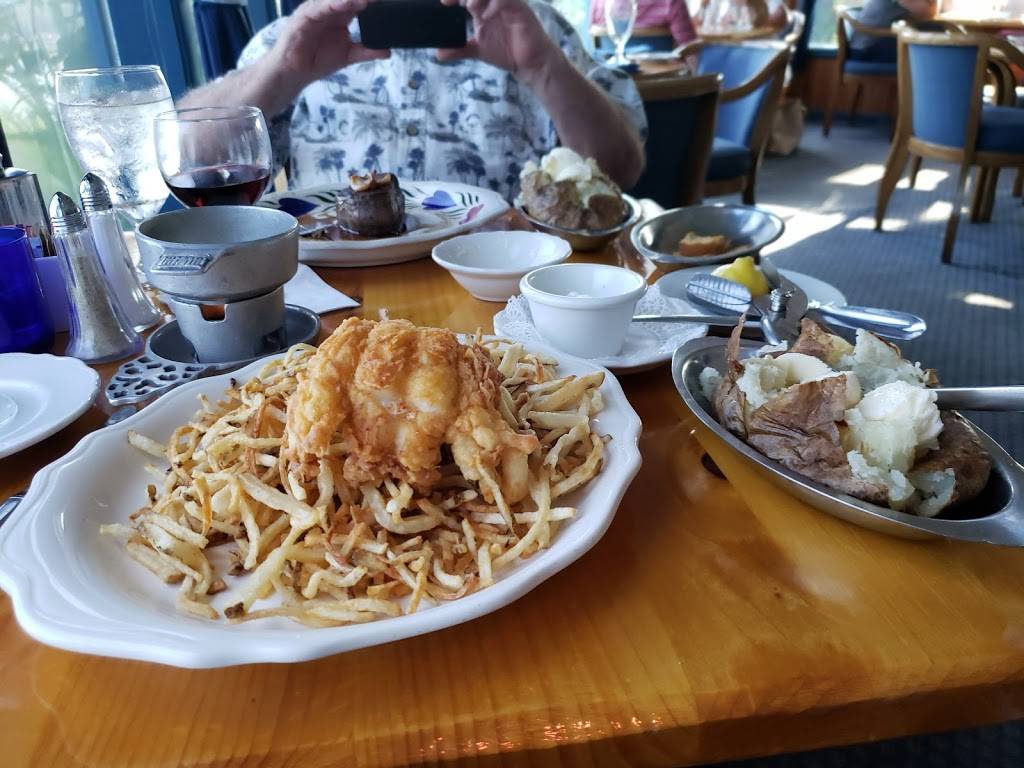 The Blue Heron Restaurant | restaurant | 180 Blue Heron Hill Ln, Lake Ozark, MO 65049, USA | 5733654646 OR +1 573-365-4646