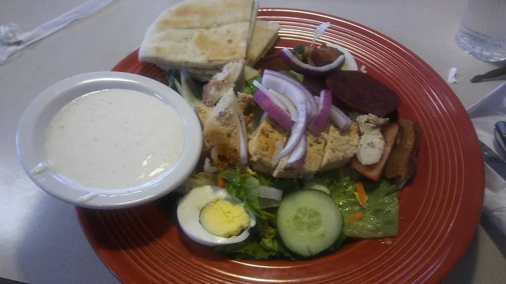 Pelican Cafe | restaurant | 2825 Gratiot Blvd, Marysville, MI 48040, USA | 8103646383 OR +1 810-364-6383