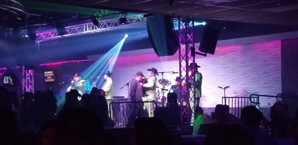 La Sierra Nightclub | night club | 8632 Van Nuys, Panorama City, CA 91402, USA | 8188301919 OR +1 818-830-1919