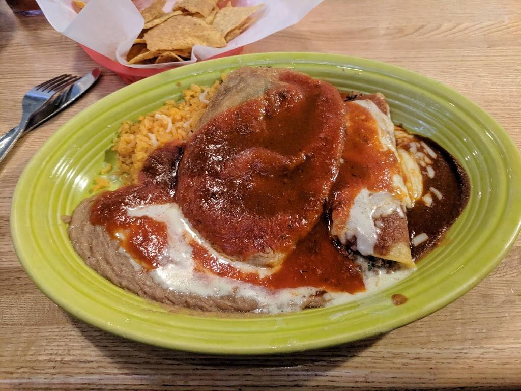 El Caballo Blanco Mexican | restaurant | 419 E 5th St, Connersville, IN 47331, USA | 7658251118 OR +1 765-825-1118