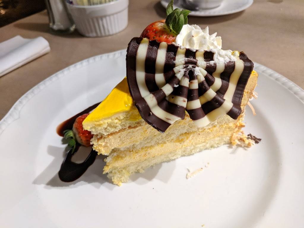 Maxim Restaurant | restaurant | 9665 Bayview Ave, Richmond Hill, ON L4C 9V4, Canada | 9058831465 OR +1 905-883-1465