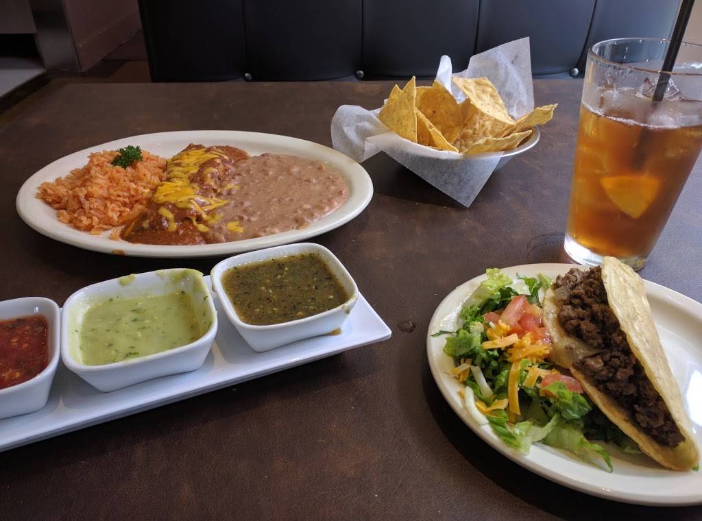 Gabriela & Sofias Tex-Mex | restaurant | 930 Parker Square Rd, Flower Mound, TX 75028, USA | 9728992368 OR +1 972-899-2368