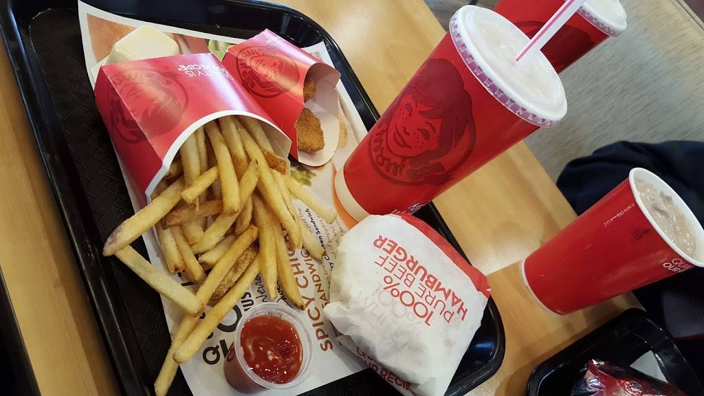 Wendys | restaurant | 175 Morris Ave, Holtsville, NY 11742, USA | 6312073725 OR +1 631-207-3725