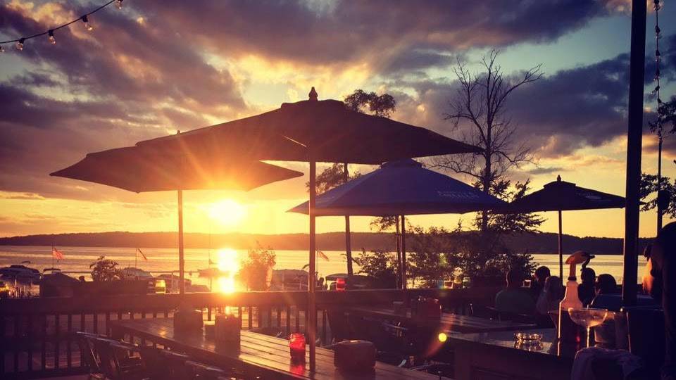 The Boat House Bar & Grill | restaurant | N2062 S Lake Shore Dr, Lake Geneva, WI 53147, USA | 2628124126 OR +1 262-812-4126