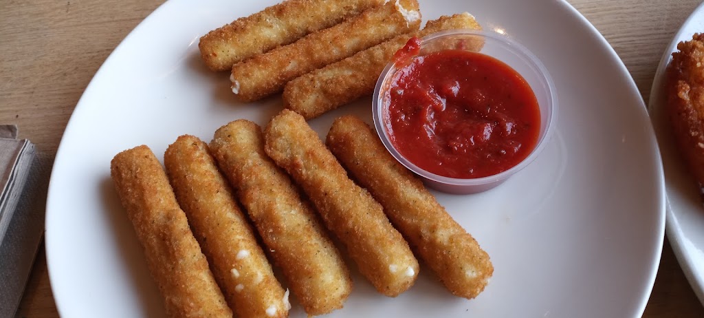 Throggs Neck | restaurant | 815 Hutchinson River Pkwy, Bronx, NY 10465, USA | 3472937421 OR +1 347-293-7421