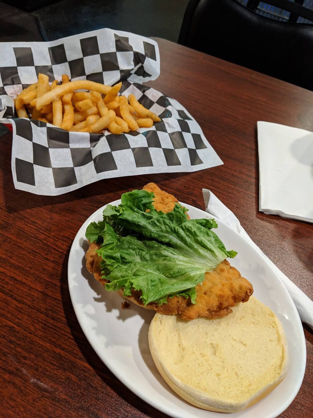 Bush | restaurant | 932 Locust St, Terre Haute, IN 47807, USA | 8122381148 OR +1 812-238-1148