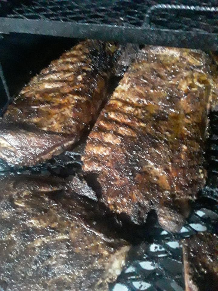 Big Reds BBQ | restaurant | 8155 NW 22nd Ave, Miami, FL 33147, USA | 7863947585 OR +1 786-394-7585