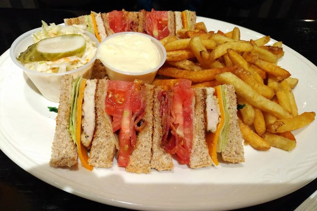 Georgy Porgys Grill & Bar | restaurant | 1448 Lawrence Ave E Unit 1, North York, ON M4A 2V6, Canada | 4162858980 OR +1 416-285-8980