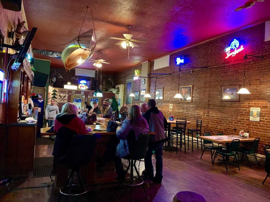 WOLFEYS | restaurant | 300-398 SE Locust St, Hopkinton, IA 52237, USA | 5639262171 OR +1 563-926-2171