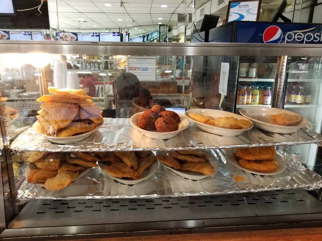 La Parada Dominicana Restaurant | restaurant | 275 Park Ave, Newark, NJ 07107, USA | 9734836623 OR +1 973-483-6623
