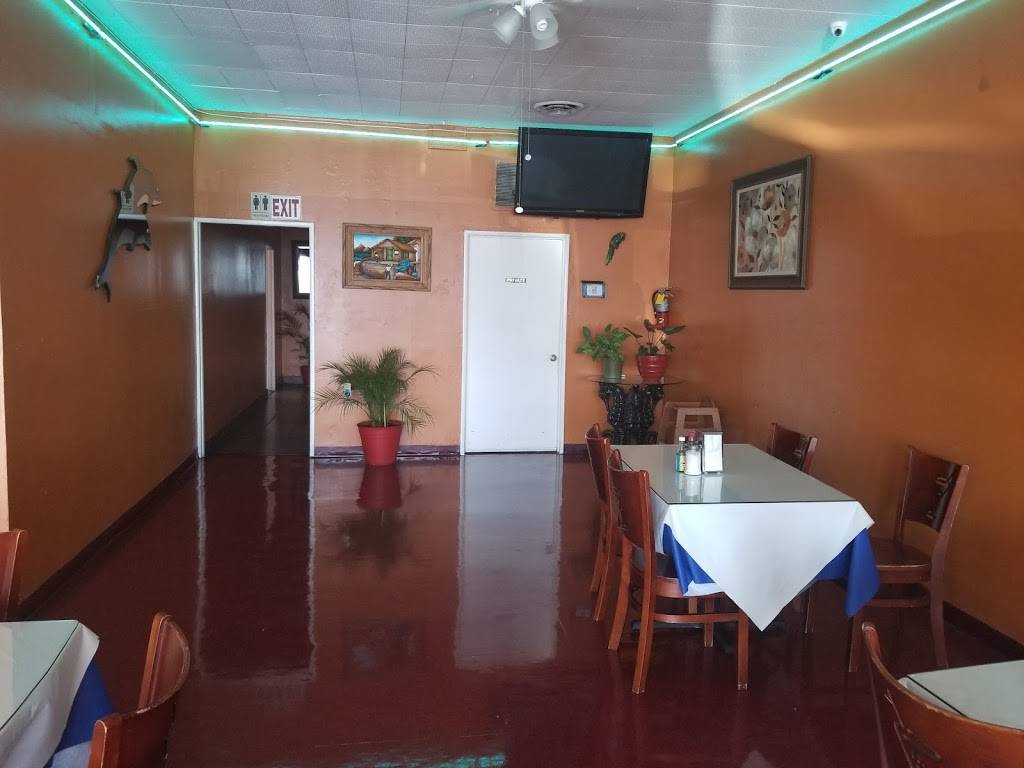 Paraíso Del Mar | restaurant | 13862 Chase St, Panorama City, CA 91402, USA | 8186342999 OR +1 818-634-2999