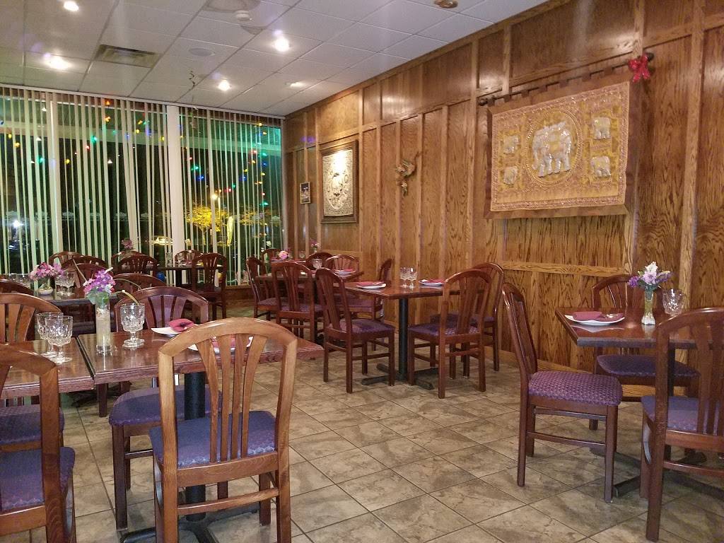 Chao Phaya Thai Cuisine | restaurant | 900 Easton Ave, Somerset, NJ 08873, USA | 7322141348 OR +1 732-214-1348
