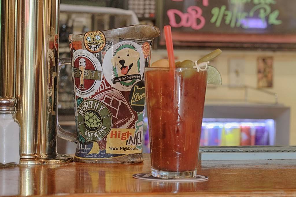 Rennies Landing | restaurant | 1214 Kincaid St, Eugene, OR 97401, USA | 5416870600 OR +1 541-687-0600