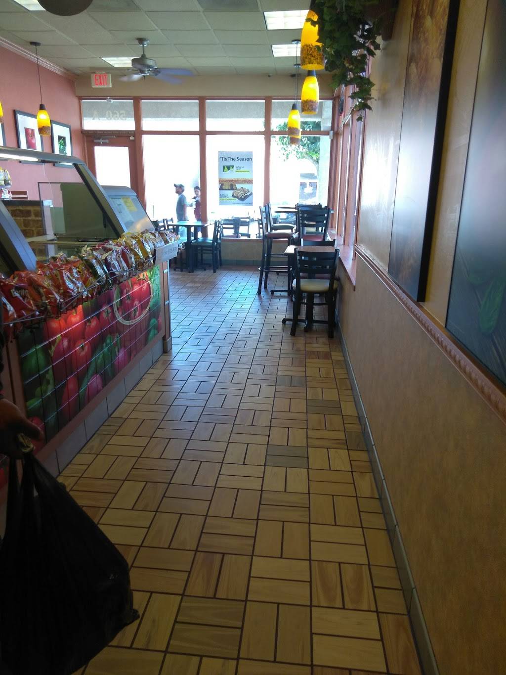 Subway | restaurant | 560 Canal St, King City, CA 93930, USA | 8313854202 OR +1 831-385-4202