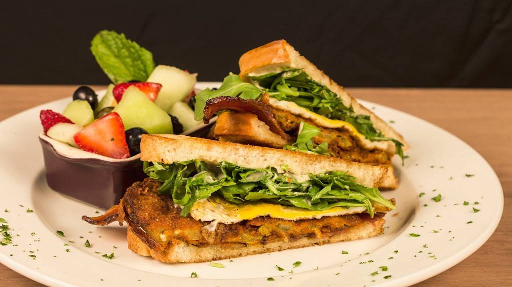 Blu Island Bistro | restaurant | 625 S Tamiami Trail, Venice, FL 34285, USA | 9414858200 OR +1 941-485-8200