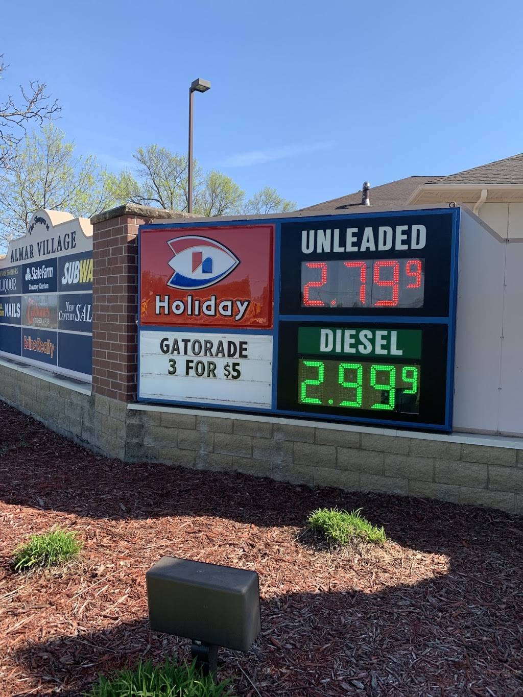 Holiday Stationstores | cafe | 7033 Jorgensen Ln S, Cottage Grove, MN 55016, USA | 6514588080 OR +1 651-458-8080