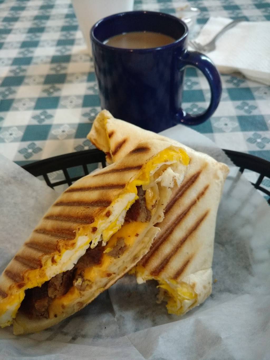 Burgitto Bistro | restaurant | 6373 US-22, Morrow, OH 45152, USA | 5138997720 OR +1 513-899-7720