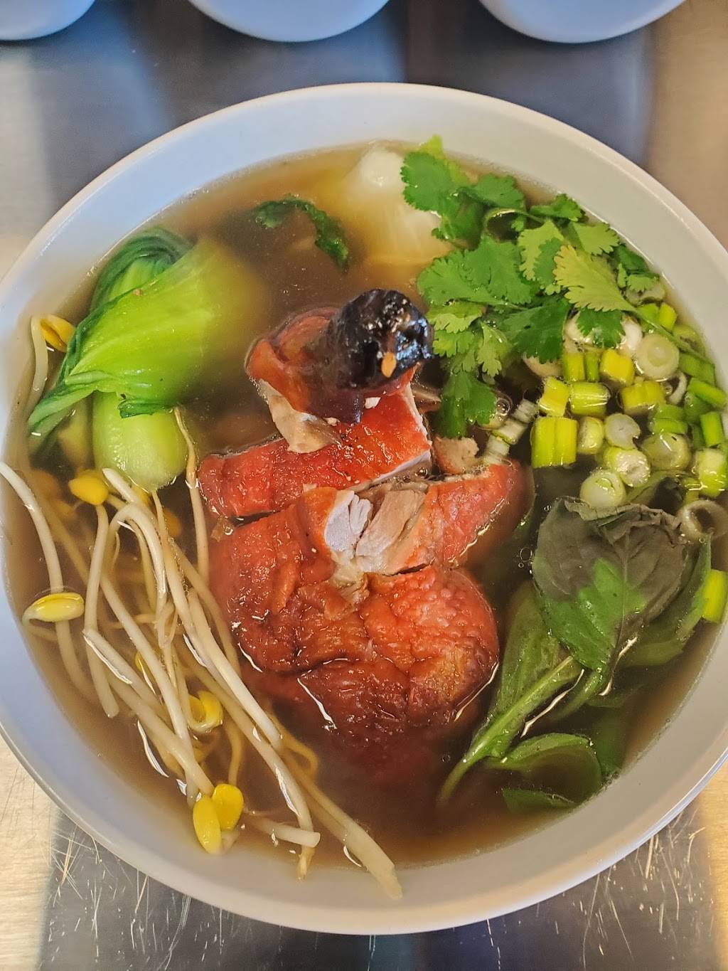 Flying Mon Noodles Bar | restaurant | 3708 Merle Hay Rd, Des Moines, IA 50310, USA | 5156300209 OR +1 515-630-0209