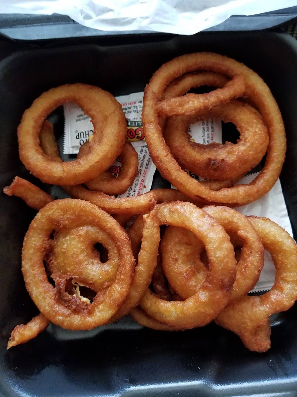 Wings Over Milwaukee | restaurant | 1434 E Brady St, Milwaukee, WI 53202, USA | 4142789464 OR +1 414-278-9464