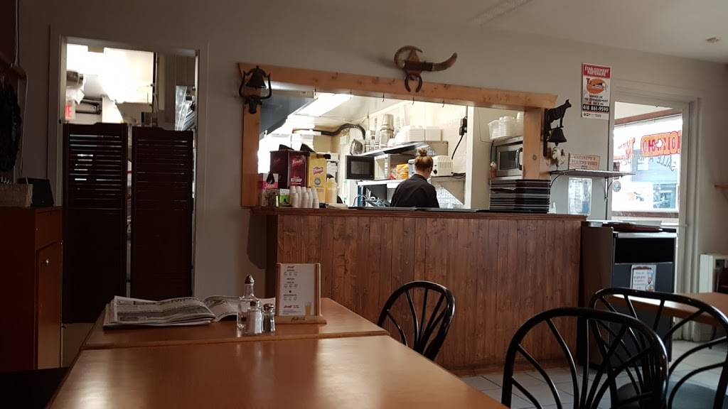 Casa Smoked Meat | restaurant | 2520 Route des Rivières, Saint-Rédempteur, QC G6K 1C9, Canada | 4184969966 OR +1 418-496-9966